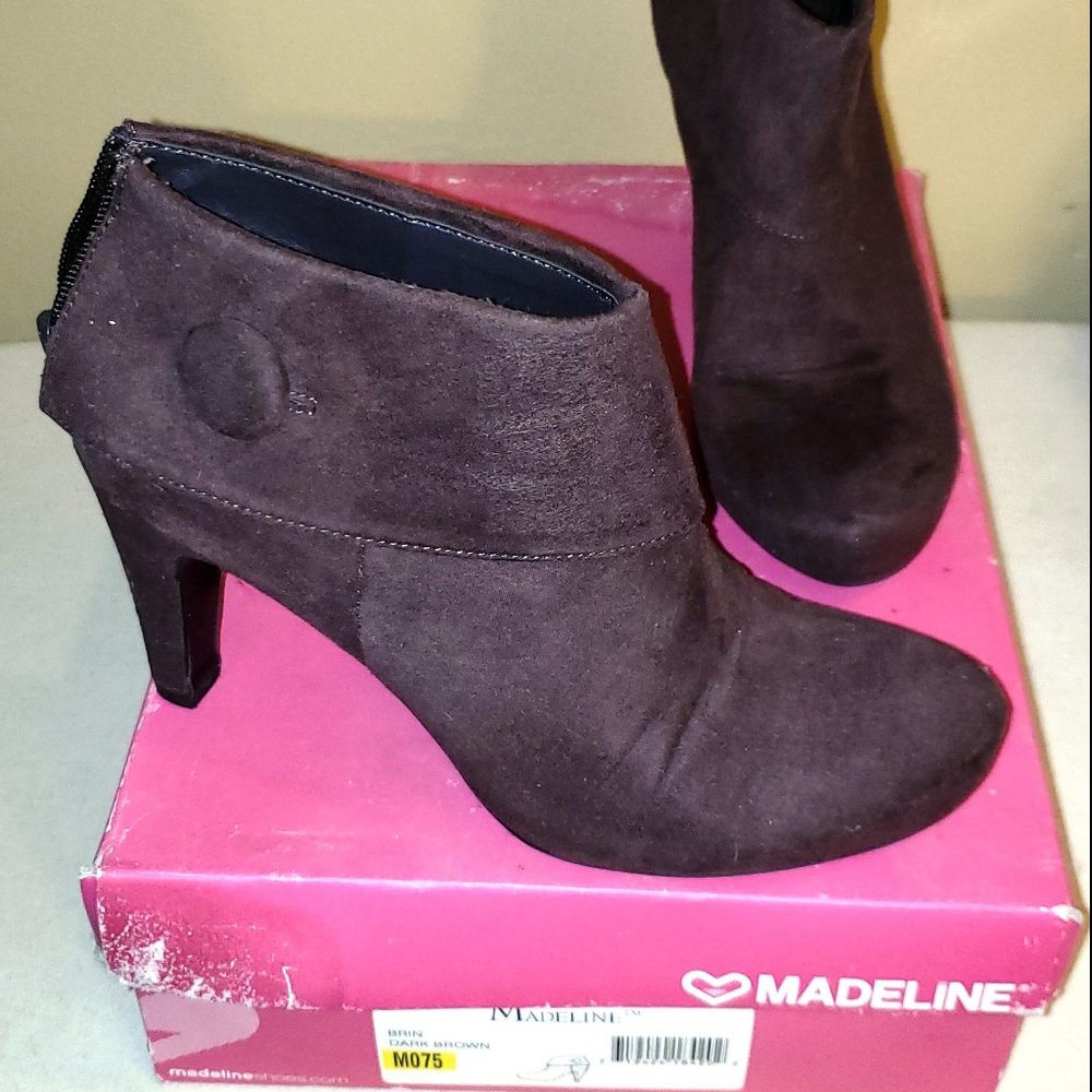 Brown suede Fall boots/booties heeled "Brin"